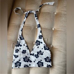 New garage navy floral halter top sz m